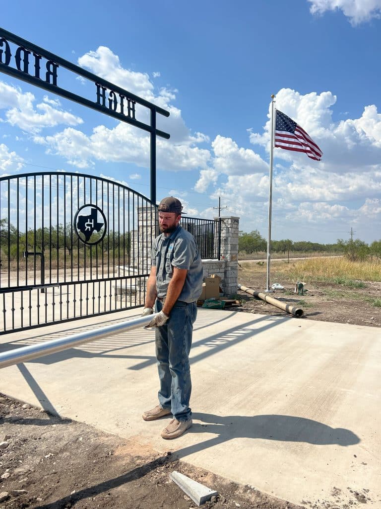 Viking Fence Rock Work and Concrete 16